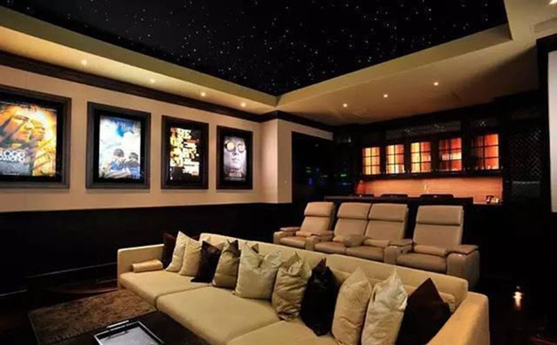 室內聲音的變化過程：增長、穩定和衰減